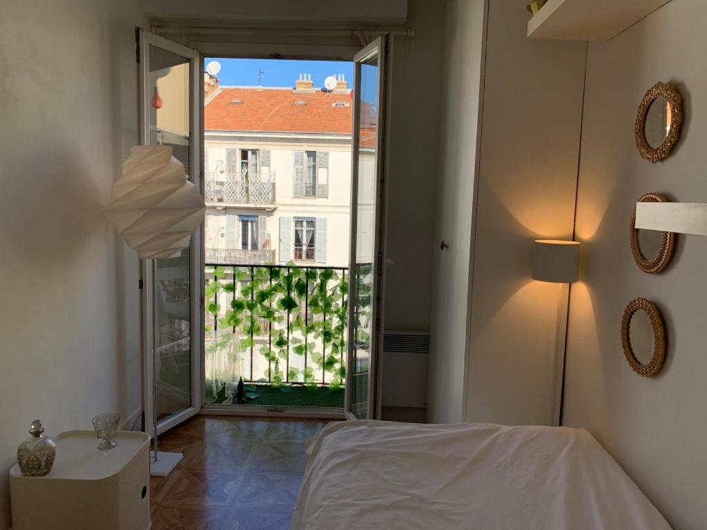 Couette-café Emma's Guests House Nice